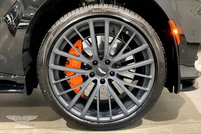 Photo of 2025 Q Oberon Black Aston Martin DBX