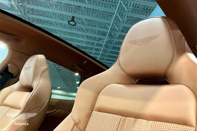 Photo of 2025  Aston Martin DBX