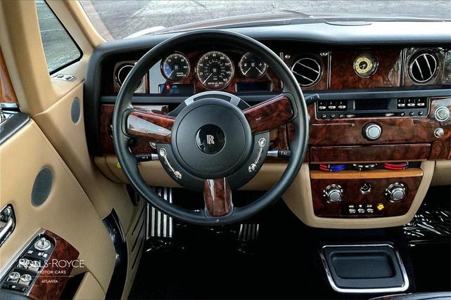 Photo of 2010 White Rolls-Royce Phantom Coupe