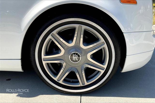 Photo of 2010 White Rolls-Royce Phantom Coupe
