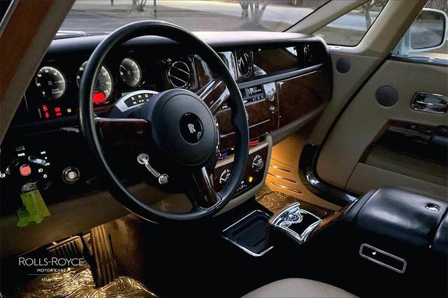 Photo of 2010 White Rolls-Royce Phantom Coupe