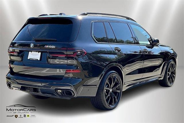 Photo of 2025 Black Sapphire Metallic BMW X7
