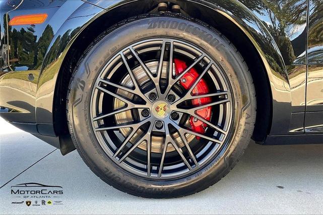 Photo of 2025  Porsche Cayenne
