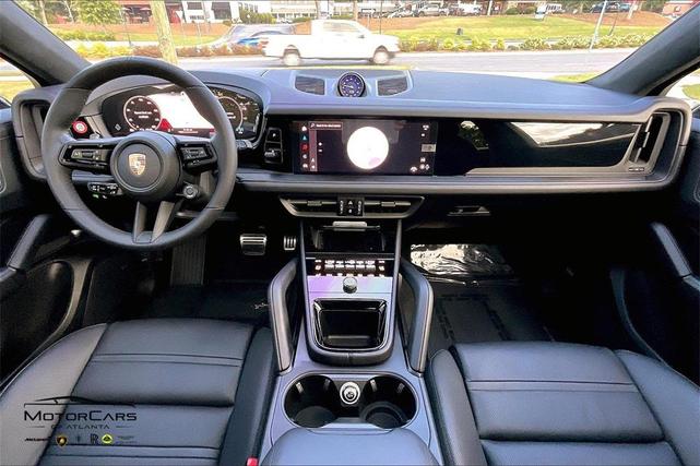 Photo of 2025  Porsche Cayenne
