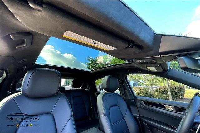 Photo of 2025  Porsche Cayenne