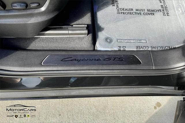 Photo of 2025  Porsche Cayenne