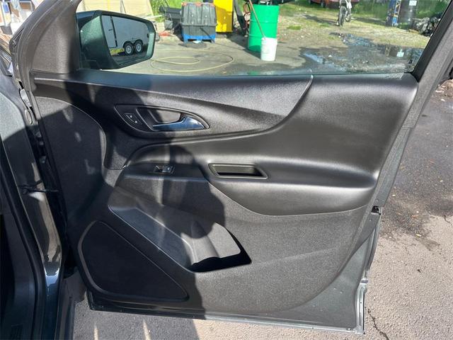 Photo of 2020 Nightfall Gray Metallic Chevrolet Equinox