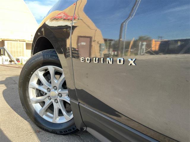 Photo of 2020 Nightfall Gray Metallic Chevrolet Equinox