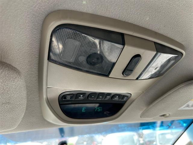 Photo of 2007 Mineral Gray Metallic Clearcoat Dodge Durango