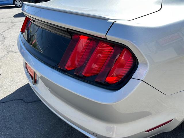 Photo of 2017 Ingot Silver Ford Mustang