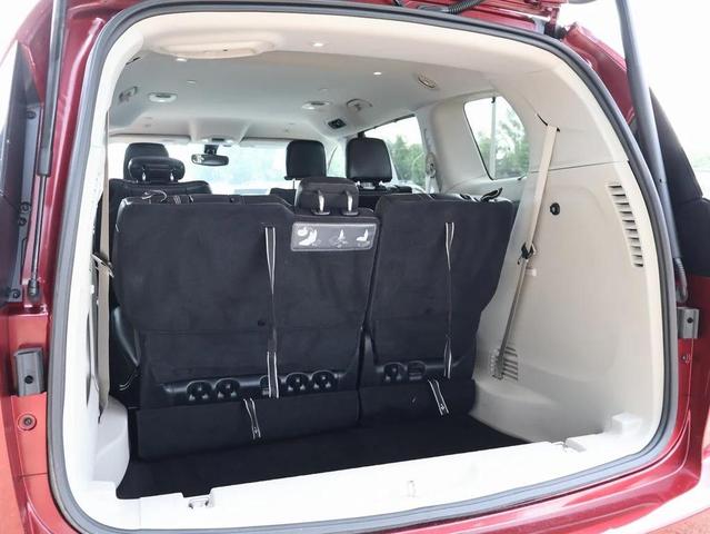 Photo of 2018 Velvet Red Pearlcoat Chrysler Pacifica