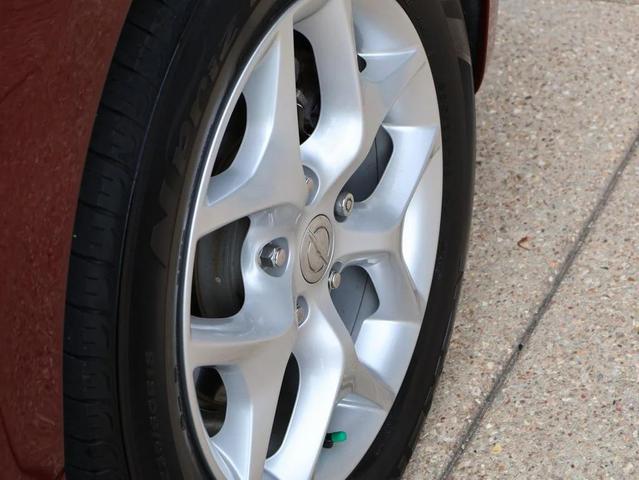 Photo of 2018 Velvet Red Pearlcoat Chrysler Pacifica