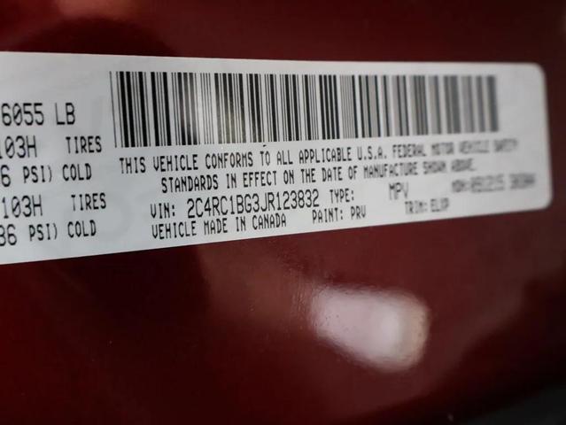 Photo of 2018 Velvet Red Pearlcoat Chrysler Pacifica