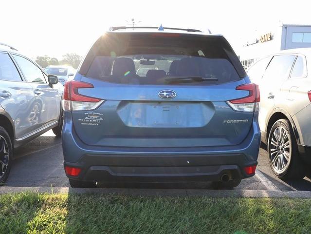 Photo of 2019 Horizon Blue Pearl Subaru Forester