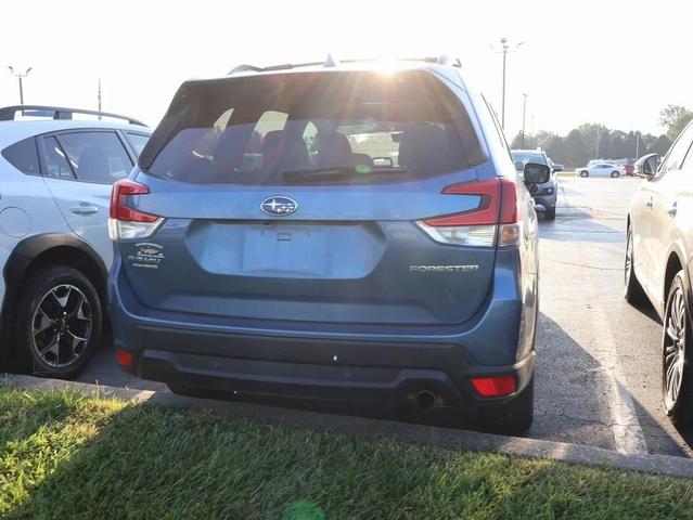 Photo of 2019 Horizon Blue Pearl Subaru Forester