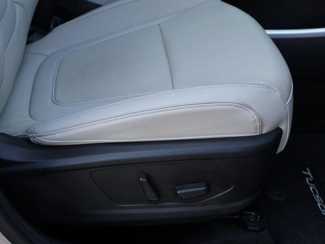 Photo of 2022 Shimmering Silver Hyundai TUCSON