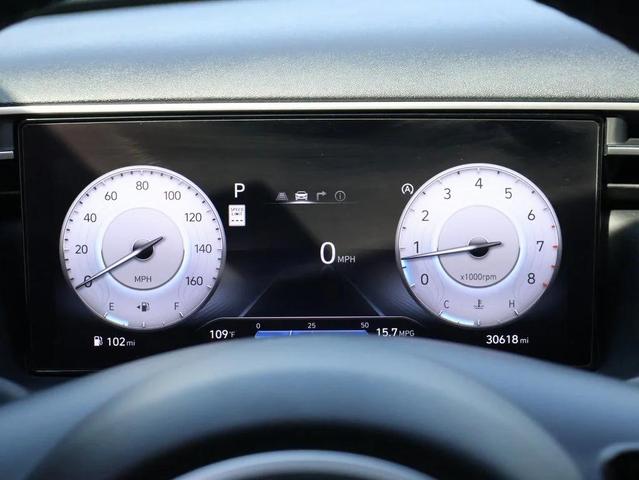 Photo of 2022 Shimmering Silver Hyundai TUCSON