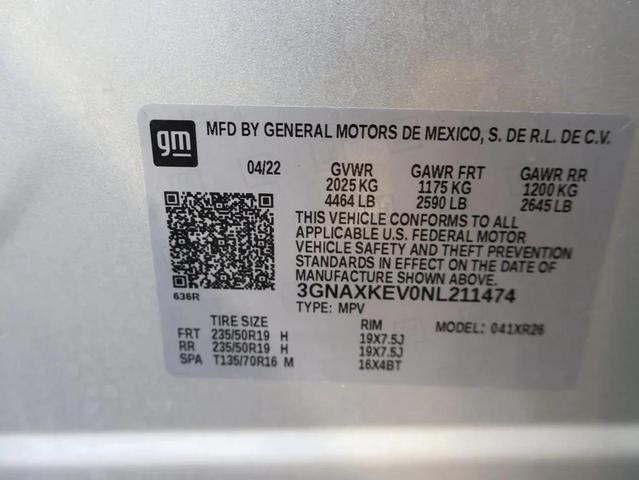 Photo of 2022 Silver Ice Chevrolet Equinox