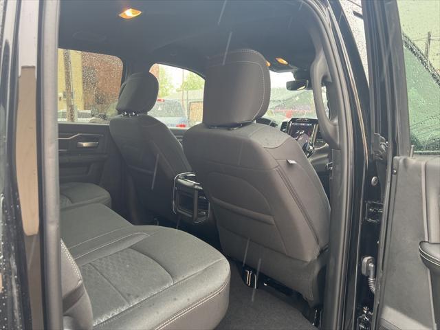 Photo of 2025 Diamond Black Crystal Pearlcoat RAM 2500
