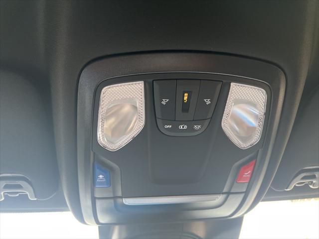 Photo of 2025 Diamond Black Crystal Pearlcoat RAM 2500
