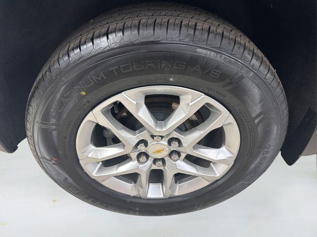 Photo of 2022 Northsky Blue Metallic Chevrolet Traverse