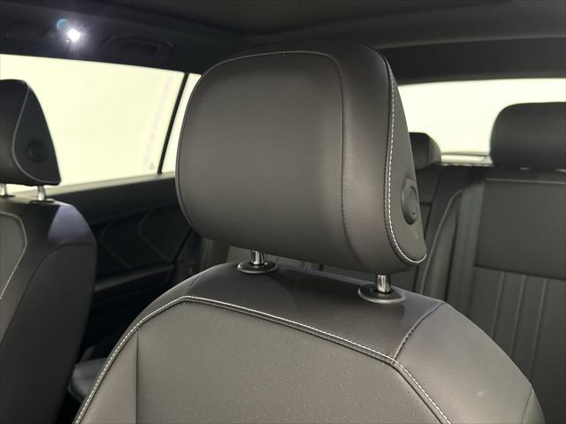 Photo of 2024 Opal White Volkswagen Tiguan
