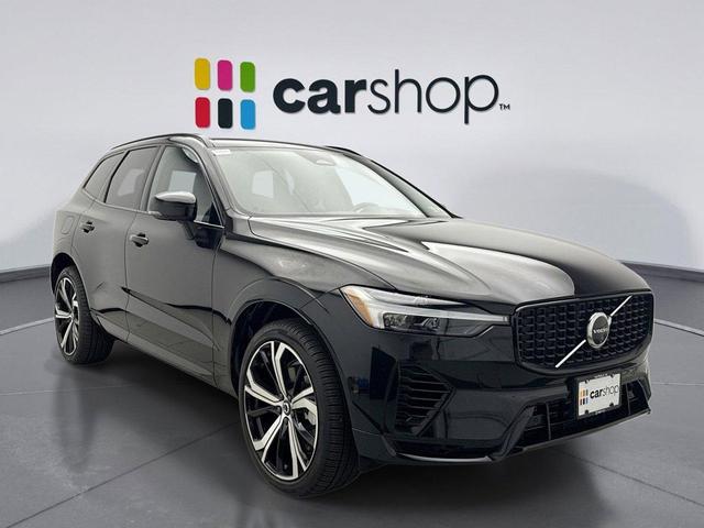 Photo of 2024 Onyx Black Metallic Volvo XC60 Recharge Plug-In Hybrid