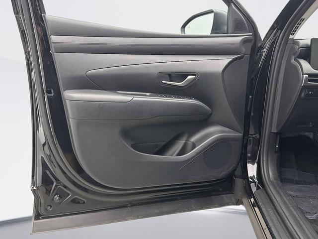 Photo of 2025 Phantom Black Hyundai TUCSON