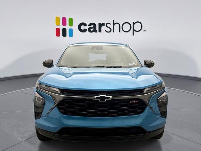 Photo of 2025 Marina Blue Metallic Chevrolet Trax