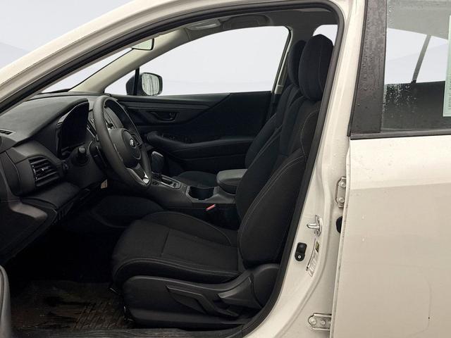 Photo of 2023 Crystal White Pearl Subaru Legacy