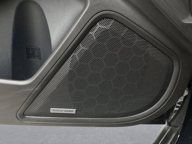 Photo of 2024 Crystal Black Silica Subaru Outback