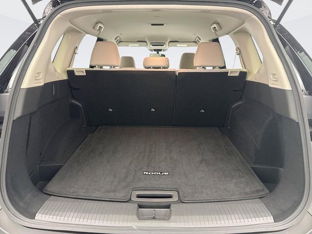 Photo of 2023 Super Black Nissan Rogue