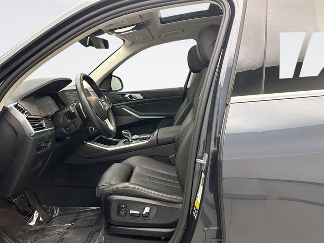 Photo of 2022 Arctic Grey Metallic BMW X7