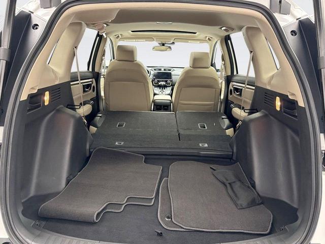 Photo of 2020 Platinum White Honda CR-V