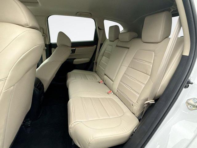 Photo of 2020 Platinum White Honda CR-V