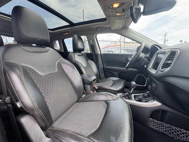 Photo of 2018 Redline Pearlcoat Jeep Compass