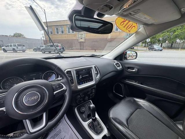 Photo of 2018 Redline Pearlcoat Jeep Compass