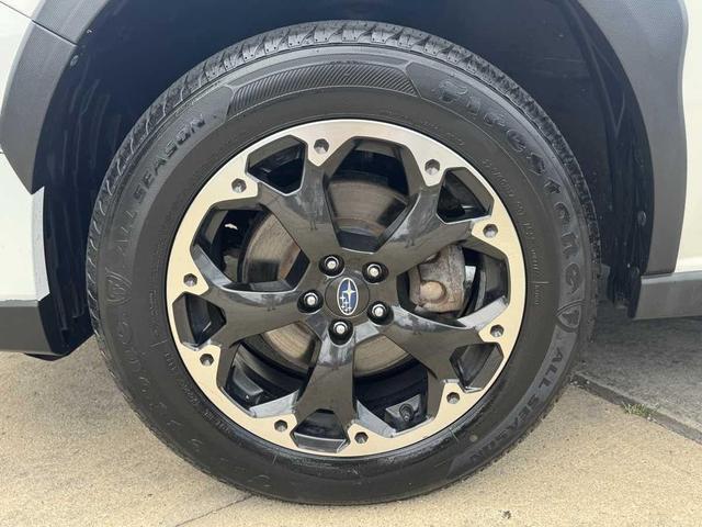 Photo of 2022 Crystal White Pearl Subaru Crosstrek