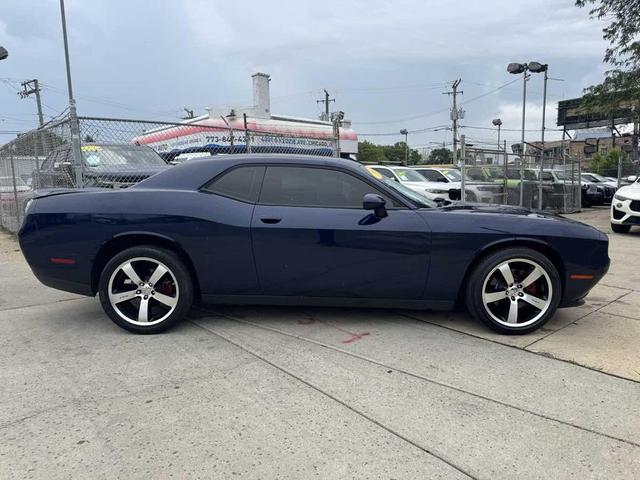 Photo of 2017 Contusion Blue Pearlcoat Dodge Challenger