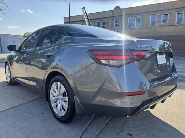 Photo of 2021 Gun Metallic Nissan Sentra