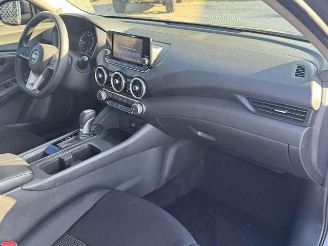 Photo of 2021 Gun Metallic Nissan Sentra