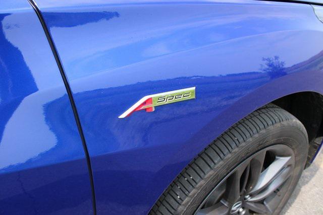Photo of 2023 Fathom Blue Pearl Acura RDX