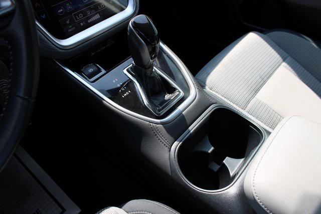 Photo of 2024 Crystal White Pearl Subaru Outback