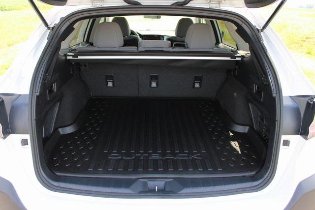 Photo of 2024 Crystal White Pearl Subaru Outback