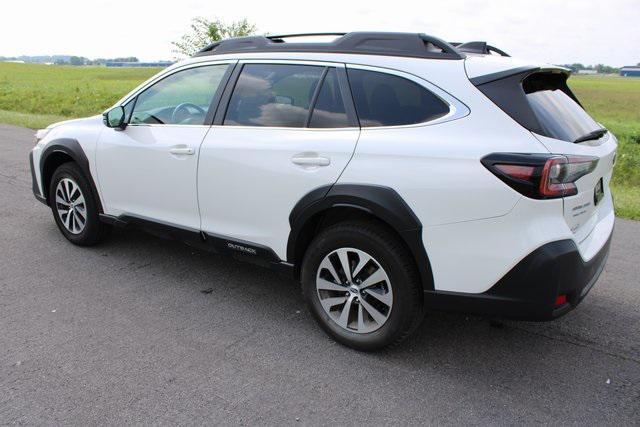 Photo of 2024 Crystal White Pearl Subaru Outback