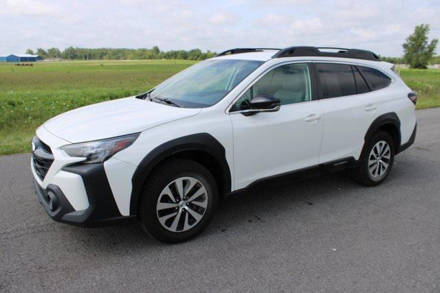 Photo of 2024 Crystal White Pearl Subaru Outback
