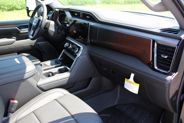 Photo of 2025 Onyx Black GMC Sierra 2500