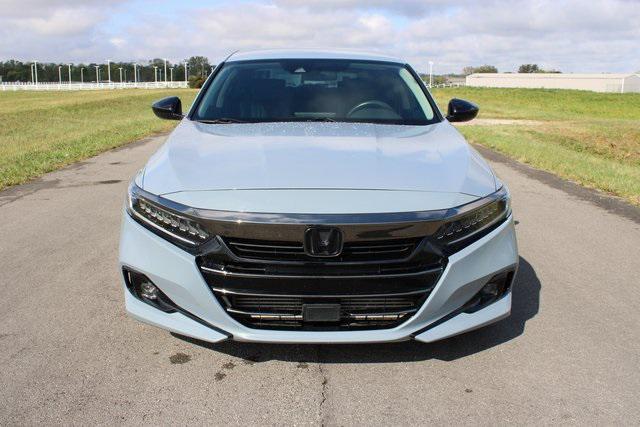 Photo of 2021 Sonic Gray Pearl Honda Accord