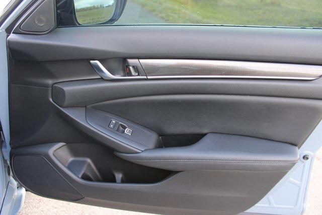 Photo of 2021 Sonic Gray Pearl Honda Accord
