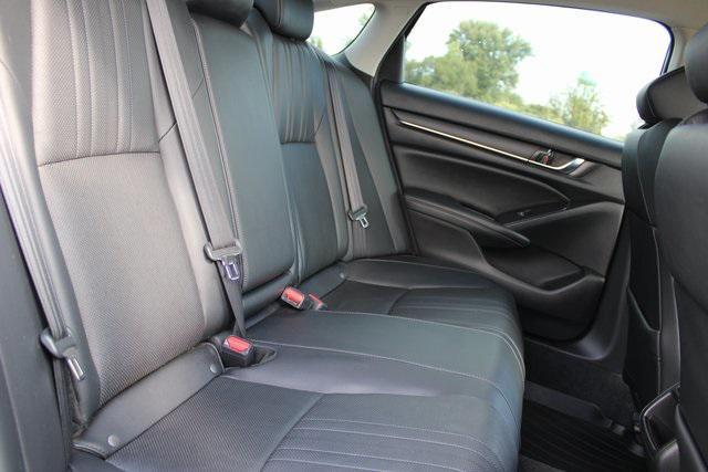 Photo of 2021 Sonic Gray Pearl Honda Accord
